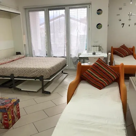 Maridea Apartment *